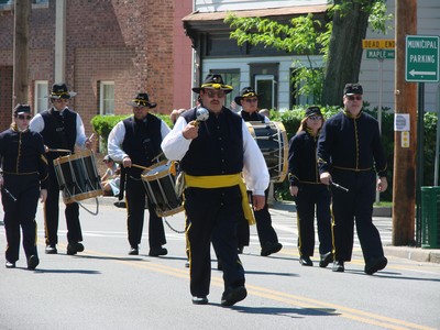 The Civil War Troopers played fife and drum.