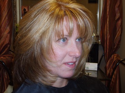 Susanne will help you create a new look.