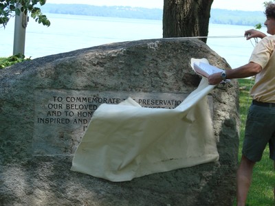 The unveiling of the boulder inscription.
