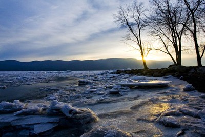 Icy Dawn.  Photo by Tom Doyle.