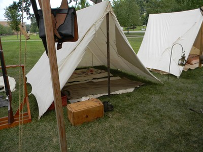 Photo by Robert Henriksen. 150th anniversary of 124th regiment. Tent.