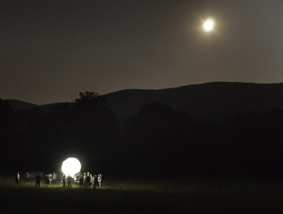 Photo by Mel Kleiman. Full Moon Tour of Lunar