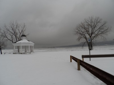 Photo by Jim Lennon. Snow and Ice on the Hudson.