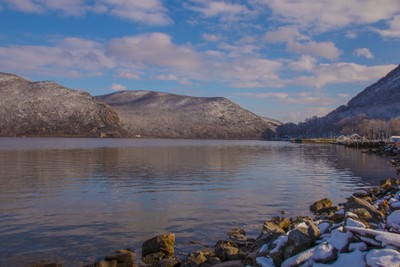 Photo by Maureen Moore. Hudson River in Winter.