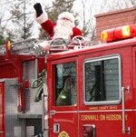 Santa on Maple Avenue.
