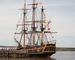 The H.M.S. Bounty.  Photo by Phil Hopp.