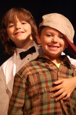 Hayden Skigen (l) and his brother Maddox are aspiring young actors.
