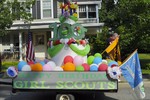 Girl Scout's 100th birthday float