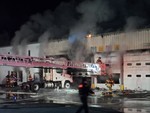 Commercial building fire in New Windsor