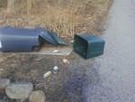 A town resident writes in concerning recycling pick-up
