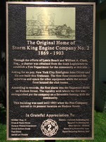 The plaque on Duncan Avenue